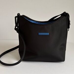 Y2K crescent shaped purse shoulder bag Black with Blue Accent EUC